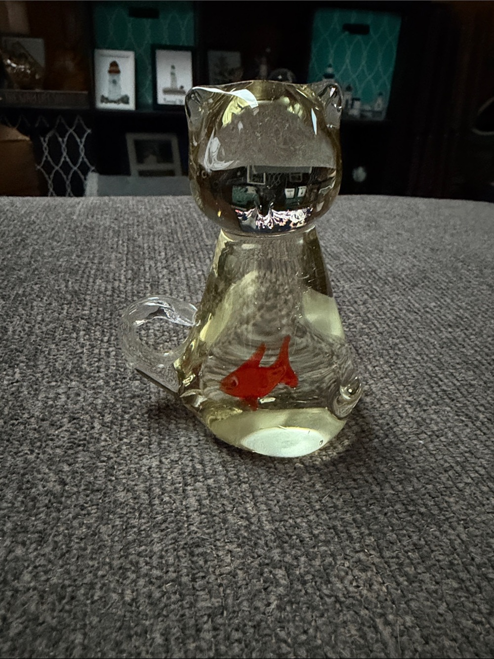 Murano Style Clear Glass Cat Paperweight Figurine Read Fish Belly